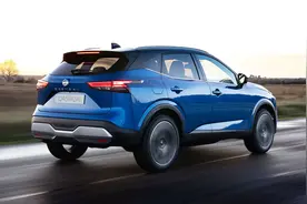 新一代日产逍客来了，配备三大显示屏+矩阵大灯+轻混系统图片