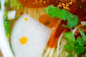 每天被甘肃兰州人吃掉200万碗的牛肉面，是怎样炼成的？图片