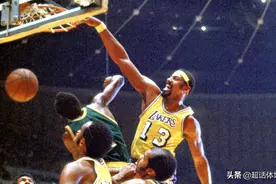 同为超级中锋，张伯伦和奥尼尔谁更强？美媒对比8项能力给出答案图片