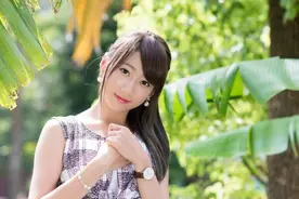 小叔子看上我闺蜜，求我牵线，闺蜜新婚夜发短信，我结束7年婚姻图片