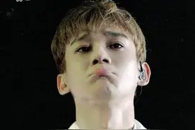 EXO之嘟嘴奶萌的Chen，捕获一只萌萌哒的小可爱，心要被他萌化了图片