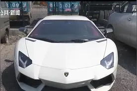 无牌“兰博基尼”嚣张闯红灯、压实线 南京民警：走私水车，将报废拆解图片