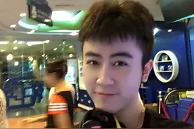 LOL手游太简单了，蛇哥抽空打上全服第2名，285场胜率68%图片
