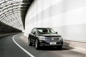 70万元的大众豪在哪？试驾途锐3.0T V6锐享版图片