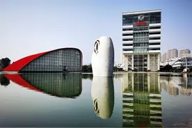 湖北省有三座汽车城，武汉、襄阳和十堰，十堰是汽车梦开始的地方图片