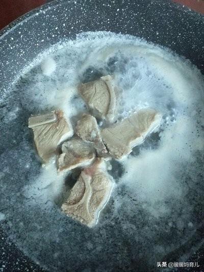 孕妇可以吃花胶炖排骨汤吗 2026年孕妇可以吃花胶的