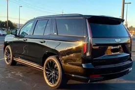 硬汉车，全新凯迪拉克凯雷德上市，搭3.0T引擎，六座布局图片