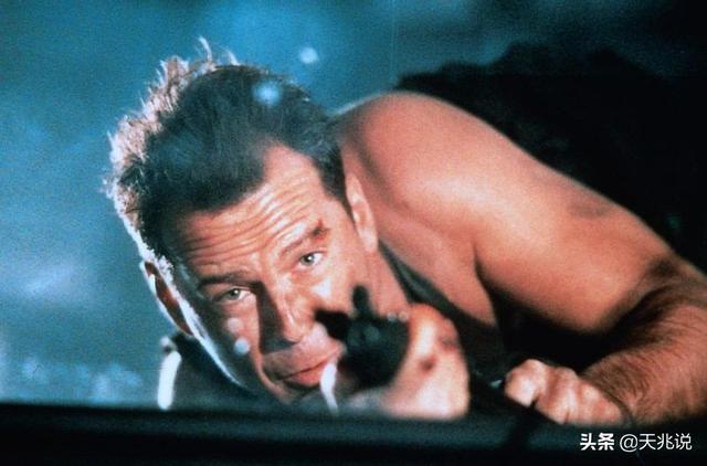 兰博谢幕，终结者牺牲！为何《虎胆龙威》却被好莱坞遗忘？