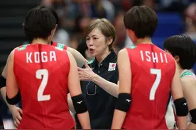 逗你玩！郎平充分利用教学赛规则花样变阵仍5:0狂胜日本女排图片