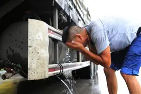 此文，写给漂泊在外的货车司机图片