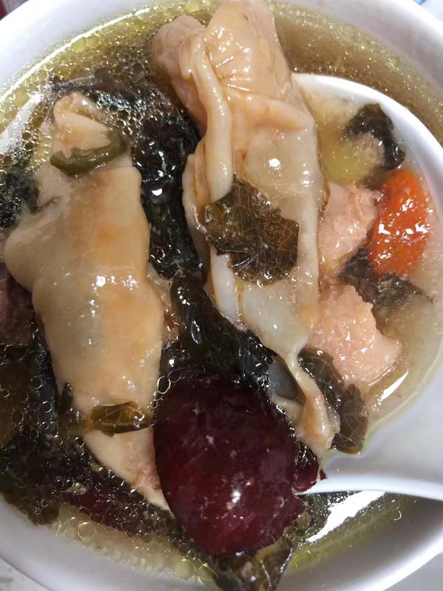 花胶姬松茸鸡脚汤 花胶姬松茸鸡汤的做法大全 花胶姬松茸鸡脚汤 花胶姬松茸鸡汤的做法大全