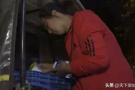 凌晨四点的星光 济南妈妈带自闭症儿子做送奶工 为了让他融入社会图片