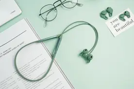 华为FreeLace Pro无线耳机体验如何？与苹果对比看下图片