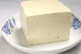 豆腐摊老板：买豆腐时，看到这3种，扭头走就对了，我家从来不吃图片