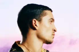 时尚圈新一代背景系男模，身高六尺的​铁血真汉子，阳刚系帅哥图片