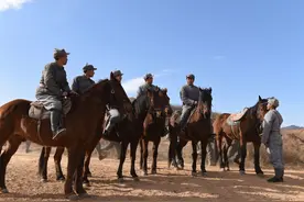 深受毛主席器重，统率百万兵对外作战的战将，名震一时，邓华是也图片