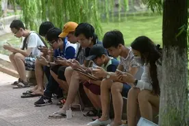 如何在微信上消失，教你一招，让头像、昵称，朋友圈全部“隐身”图片