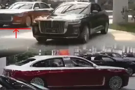 红旗H9加长定制版曝光，红白双拼色车身，气场和迈巴赫有一拼图片