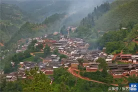 大理啄木郎村，不愿走出秘境的彝族，在山上过着田园牧歌般的生活图片
