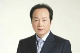 罗京去世12年，妻子改嫁富商，儿子常住美国，老母亲依然不知儿死图片