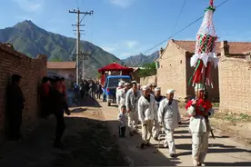 引魂幡：关于引魂幡的一些讲究，你知道吗？什么人才能用红色呢？图片