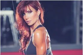 55岁的年纪30岁的身体状态，3式瑜伽开髋，越练越年轻图片