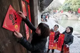 春联怎样分左右，"福"字究竟该正着贴还是倒着贴？答案来了图片