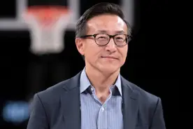 1.57亿！篮网老板再创纪录，难怪愿意为跟腱断裂的KD，送上大合同图片