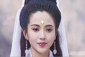 早期大陆古装美女，只服这9位，桃花眼，鹅蛋脸，个个万里挑一图片
