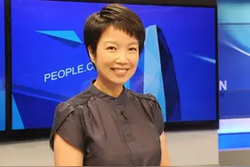 不为名利，特型演员黄薇22年只演邓颖超，刘劲孙维民对其赞不绝口图片