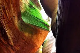 陕西榆林甘泉县雨岔大峡谷，惊叹造物主的鬼斧神工图片