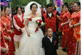 当年170美女嫁身高1米的小伙，如今“最萌身高差”夫妇很幸福图片