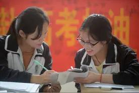 清华教授刘瑜坦言，教育的目的是为了分层，很多家长还在自欺欺人图片