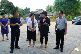 自治区残联党组书记、理事长黄丽娟到横州市开展残疾人工作调研图片