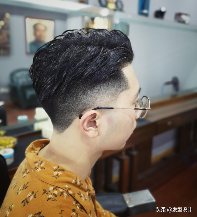今年流行帅气男士短发发型30款!想要帅气的收藏哦