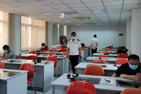 3名船员考场被查 惊现“谍战大片”隐藏耳机？无线电设备？图片