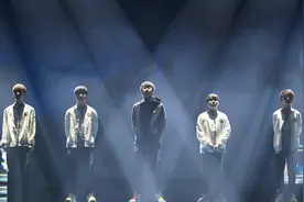 iG夺冠后全国各地高校学生的欢呼和呐喊视频封面