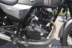 复古原汁原味！售价8180元，前后辐条轮，功率8.5kw，燃油经济图片