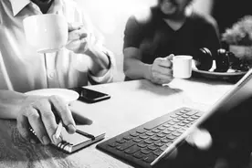 在街道办事处上班，月薪多少？待遇如何？有前途吗？图片