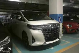 偶遇周杰伦的定制MPV，价值近200万，车牌堪称绝配图片