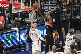 解说出错还嘴硬败人品，杨毅你快补补吧，违例及干扰球知识送给你图片