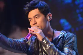 周杰伦：手握3亿房产，豪车收藏家，红了20年后又进军房地产业图片