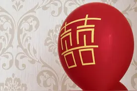 我，当过20次职业伴娘，长得一般，不抢风头，你会花钱请我吗？图片