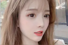 小说：她如同一只乖巧的猫儿图片