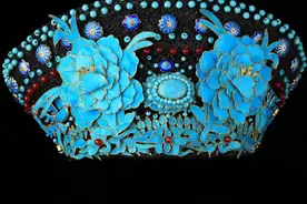 绝了！成都妹子用18个易拉罐还原超美古装剧凤冠，美爆全网图片