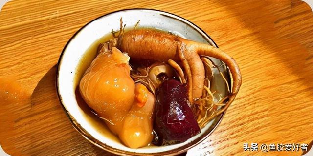 花胶炖高丽参乌鸡 花胶炖高丽参乌鸡汤的做法
