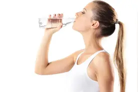 便秘难受拉不出来，是你方法没用对，9种方法，总有一种适合你图片