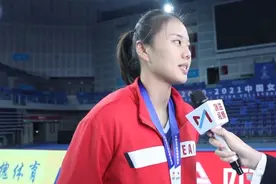 龚翔宇赛后采访：感谢支持江苏女排的球迷，只想干干净净的打球图片