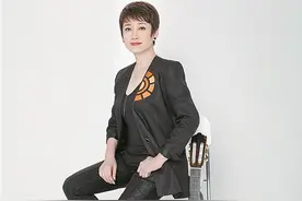 前央视主持成方圆近况曝光，女总裁范不似61岁，好状态惹人羡慕图片