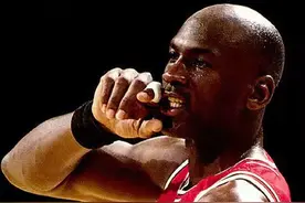 NBA纪实连载48：巅峰乔丹为什么退役，乔丹右手食指到底怎么了图片